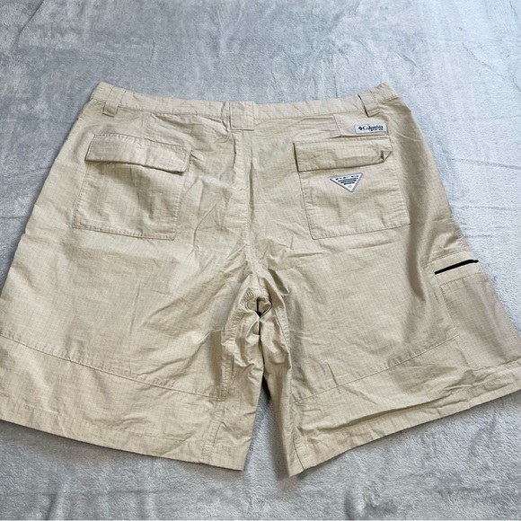 Columbia PFG Shorts 40 Mens Barracuda Killer Omni-Shade Ripstop Cotton Nylon Tan - Picture 1 of 8